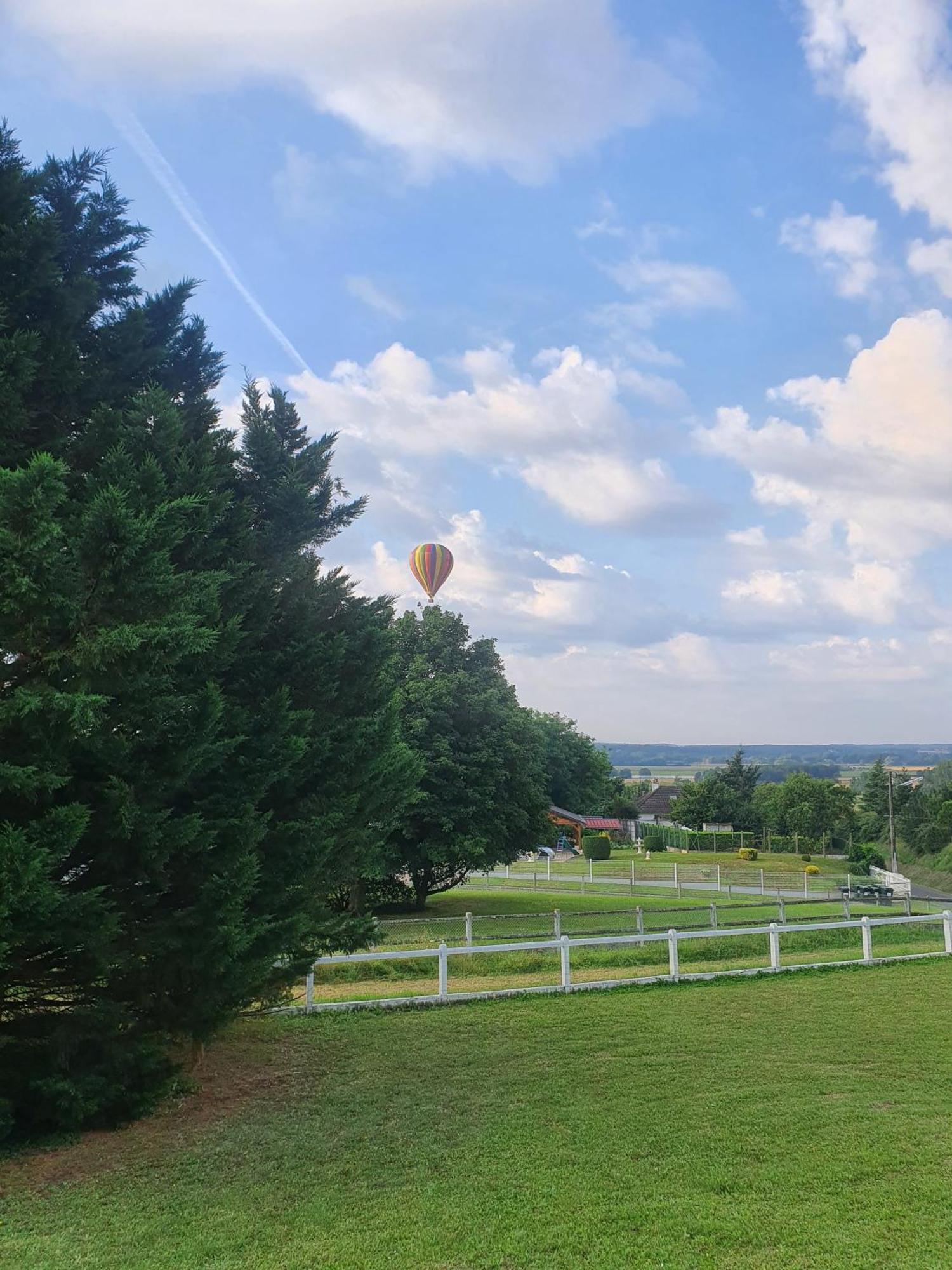 Bed and Breakfast La Veuzaine Онзен Екстер'єр фото